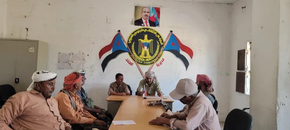 رئيس انتقالي المحفد يلتقي قيادة المقاومة الجنوبية بالمديرية IMG 20260720 WA0032