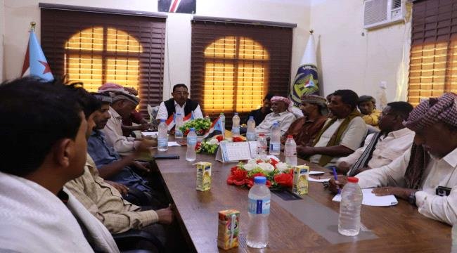 انتقالي سقطرى يعقد اجتماعًا موسعًا لمناقشة الخطة التصعيدية وتعزيز الحضور الشعبي انتقالي سقطرى يعقد اجتماعًا موسعًا لمناقشة الخطة التصعيدية وتعزيز الحضور الشعبي
