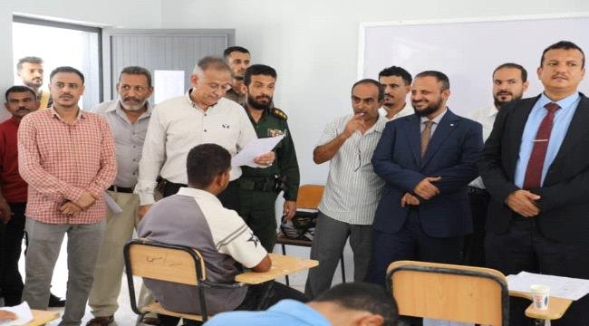 تدشين الاختبارات النظرية في المعاهد التقنية والمهنية بالعاصمة عدن تدشين الاختبارات النظرية في المعاهد التقنية والمهنية بالعاصمة عدن