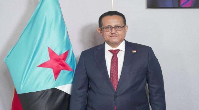 الحالمي يُعزي في استشهاد العميد أسامة الردفاني ومرافقيه إثر كمين إرهابي غادر في خط العبر الحالمي يُعزي في استشهاد العميد أسامة الردفاني ومرافقيه إثر كمين إرهابي غادر في خط العبر
