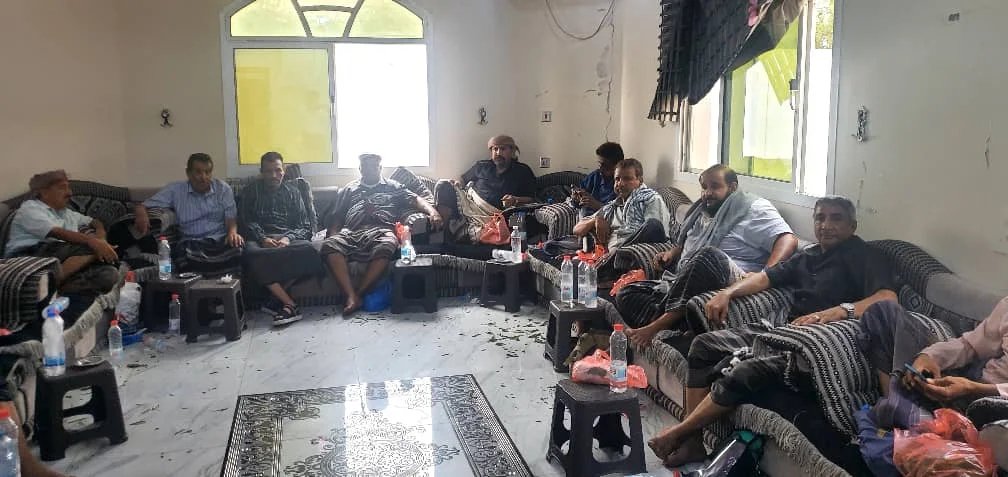 العاصمة عدن..الشيخ بن شوبه الكازمي يطمئن على صحة العميد ناصر سريع العنبوري IMG 20260803 WA0006