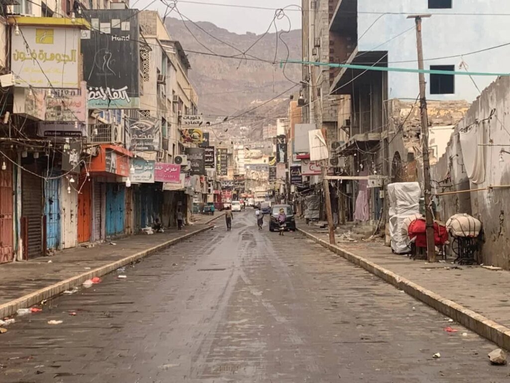لليوم الثاني.. نجاح متواصل للعصيان المدني السلمي في العاصمة عدن وسط تفاعل شعبي واسع IMG 20260809 WA0025