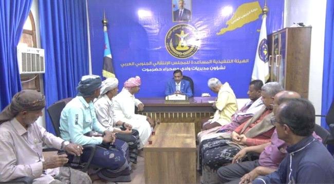التميمي يلتقي ممثلي الدفعة الـ53 من طلبة الكلية الحربية بالعاصمة عدن التميمي يلتقي ممثلي الدفعة الـ53 من طلبة الكلية الحربية بالعاصمة عدن