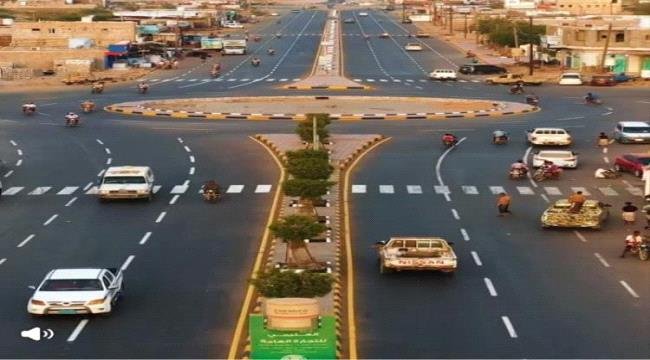 الحوثيون يجددون قصف المخا بصواريخ باليستية وطائرات مسيّرة الحوثيون يجددون قصف المخا بصواريخ باليستية وطائرات مسيّرة